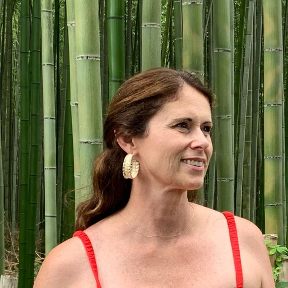 Meet your Posher, Joy - Picture 3 of 4